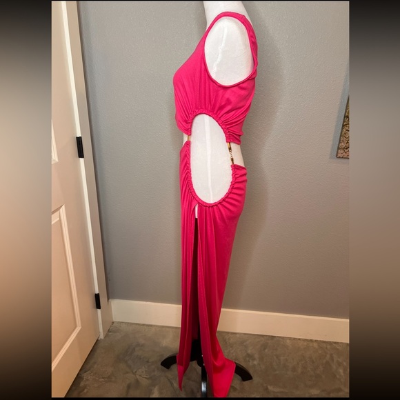 Dress with opens - Picture 2 of 3